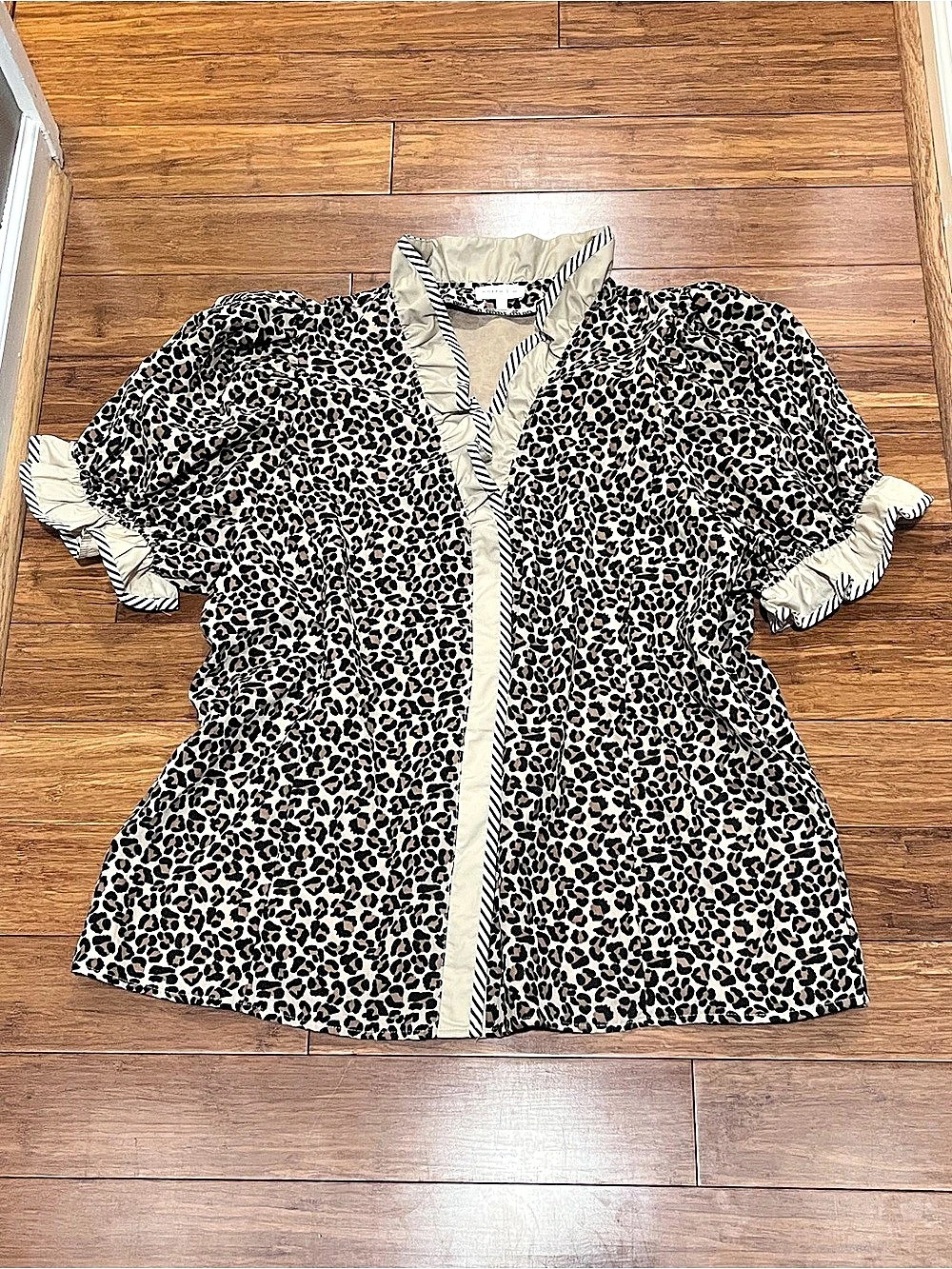 entro Leopard Print Ruffle Blouse 2X